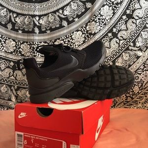 Wmns All Black Nike Air Prestos